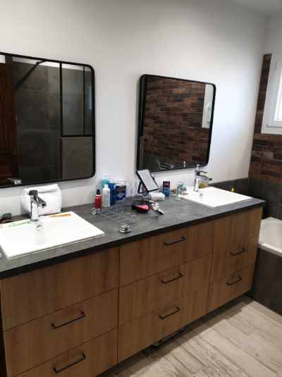 653f90609437c_images_medium