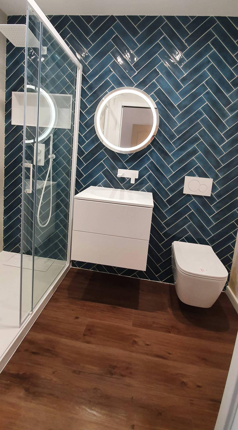 653fa637ac7e6_images_large