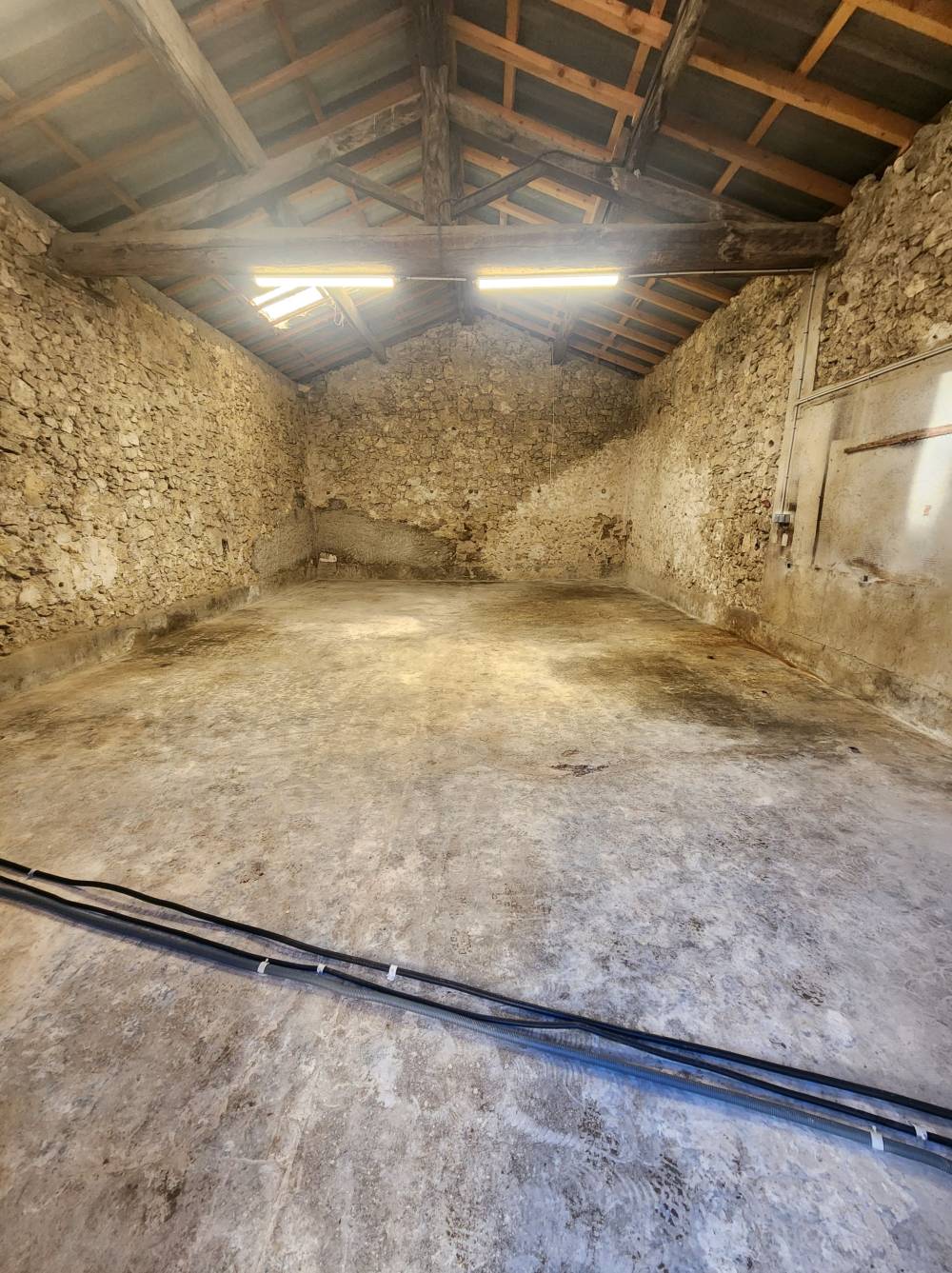 Rénovation d'une grange (1)-min